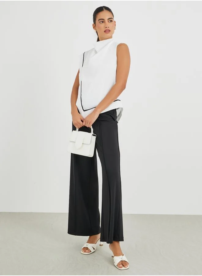 Styli Styli Solid Asymmetric Hem Sleeveless Top