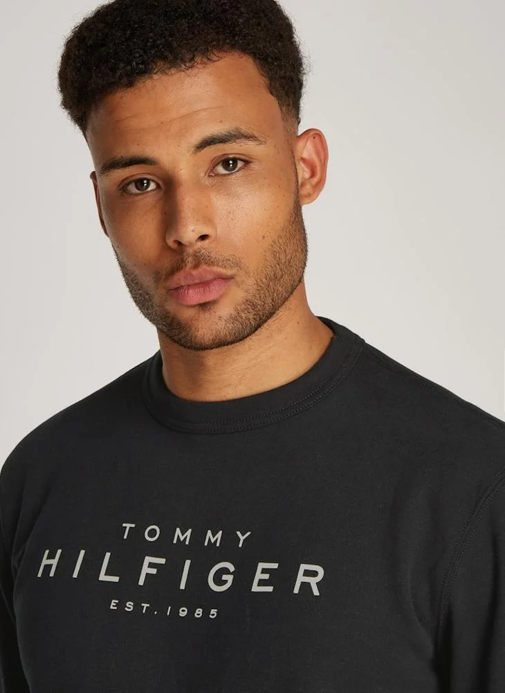 TOMMY HILFIGER Graphic Print Crew Neck Sweatshirt