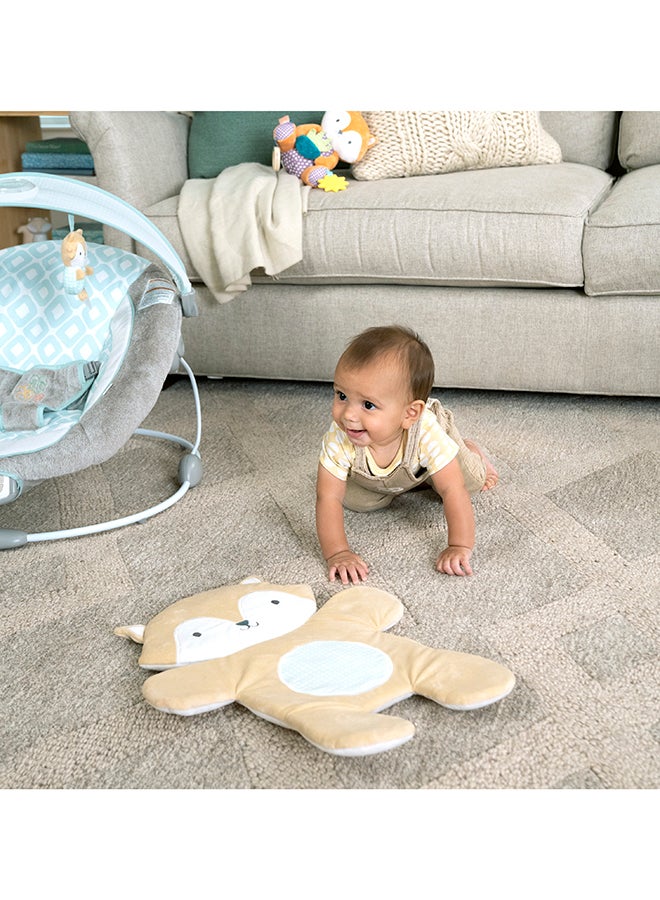 ingenuity InLighten Baby Bouncer Seat with Light Up Toy Bar and Bunny Tummy Time Pillow Mat - Image 2