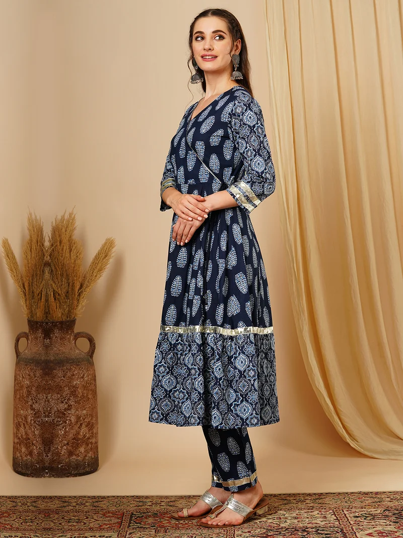 جلو باص Women Blue Ethnic Motifs Printed Angrakha Gotta Patti Pure Cotton Kurta With Trousers
