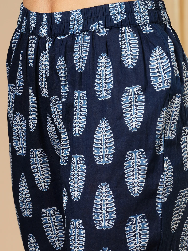 جلو باص Women Blue Ethnic Motifs Printed Angrakha Gotta Patti Pure Cotton Kurta With Trousers