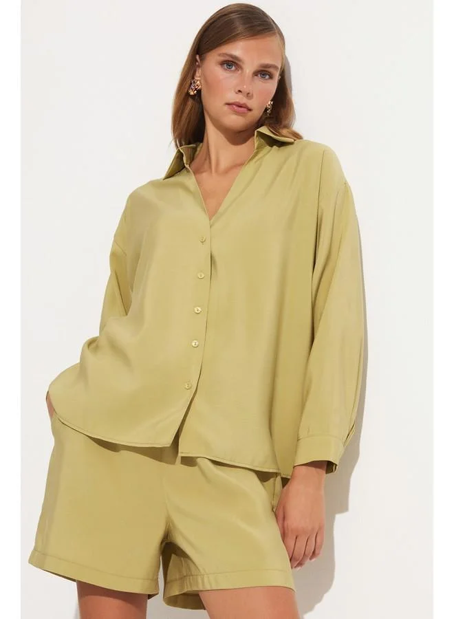 JUNE June Women Loose Shirt & Short Set Khaki