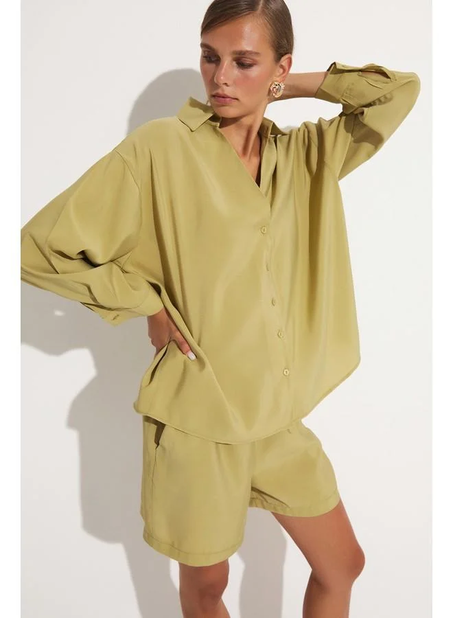 JUNE June Women Loose Shirt & Short Set Khaki