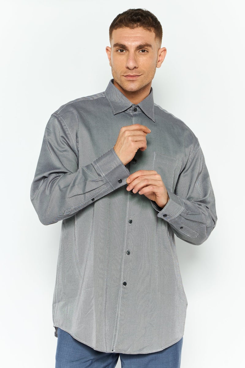 Greg Norman قميص رجالي بقصة عادية ياقة منتشرة بأكمام طويلة مخطط، رمادي - Image 1