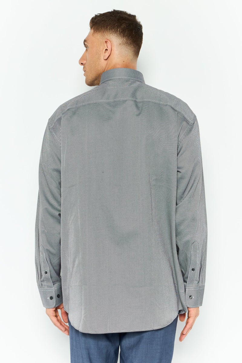 Greg Norman قميص رجالي بقصة عادية ياقة منتشرة بأكمام طويلة مخطط، رمادي - Image 4