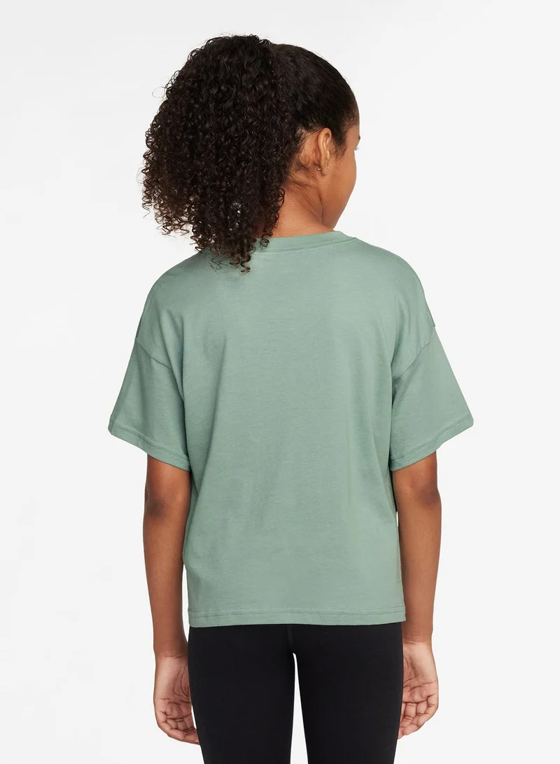 Nike Kids Nsw Essential Boxy Lbr T-Shirt