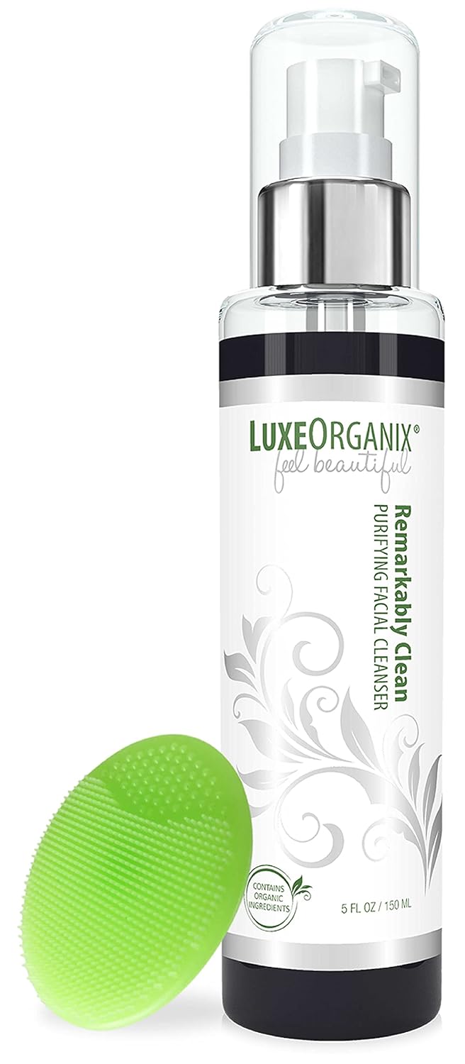 LuxeOrganix Purifying Organic Face Wash for Oily Skin with Bamboo Charcoal Vitamin C Aloe Vera and Silicone Scrubby 5 oz 