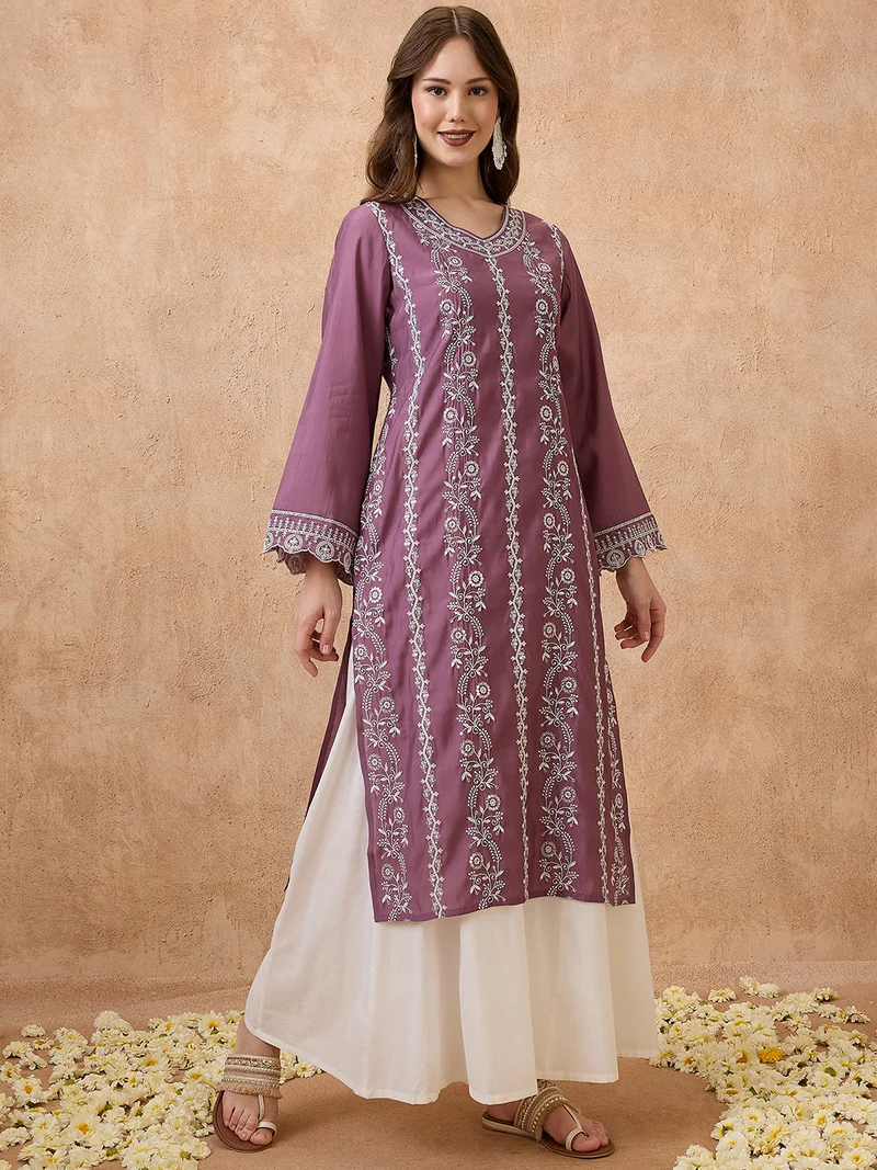 globus Women Floral Embroidered V-Neck Scalloped Bell Sleeves Straight Festive Kurta