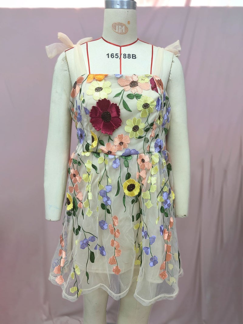 2025 Direct Sales Women'S Fashion Stereo Flower Embroider Hip-Covering Suspender Dress - Image 1