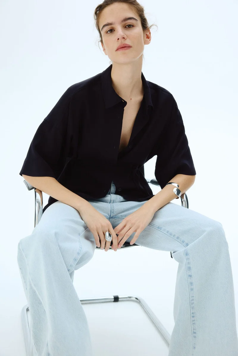 اتش اند ام قميص بحزام ربط لفترة الحمل وبعدها من تشكيلة ماما