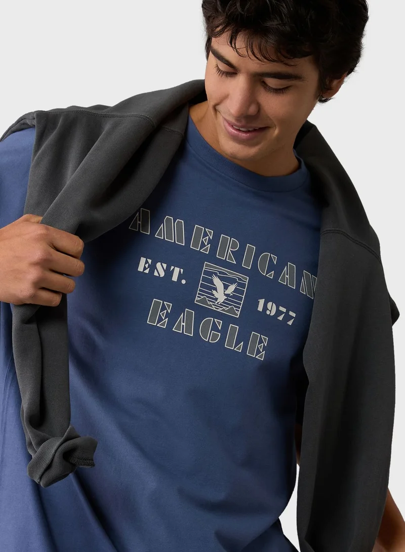 امريكان ايجل Embroidered Graphic Crew Neck T-Shirt