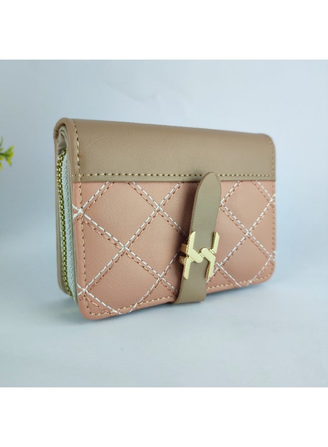 محفظة جلد حريمي عالية الجودة مقسمة من الداخل لتنظيم جميع أغراضك - Image 1