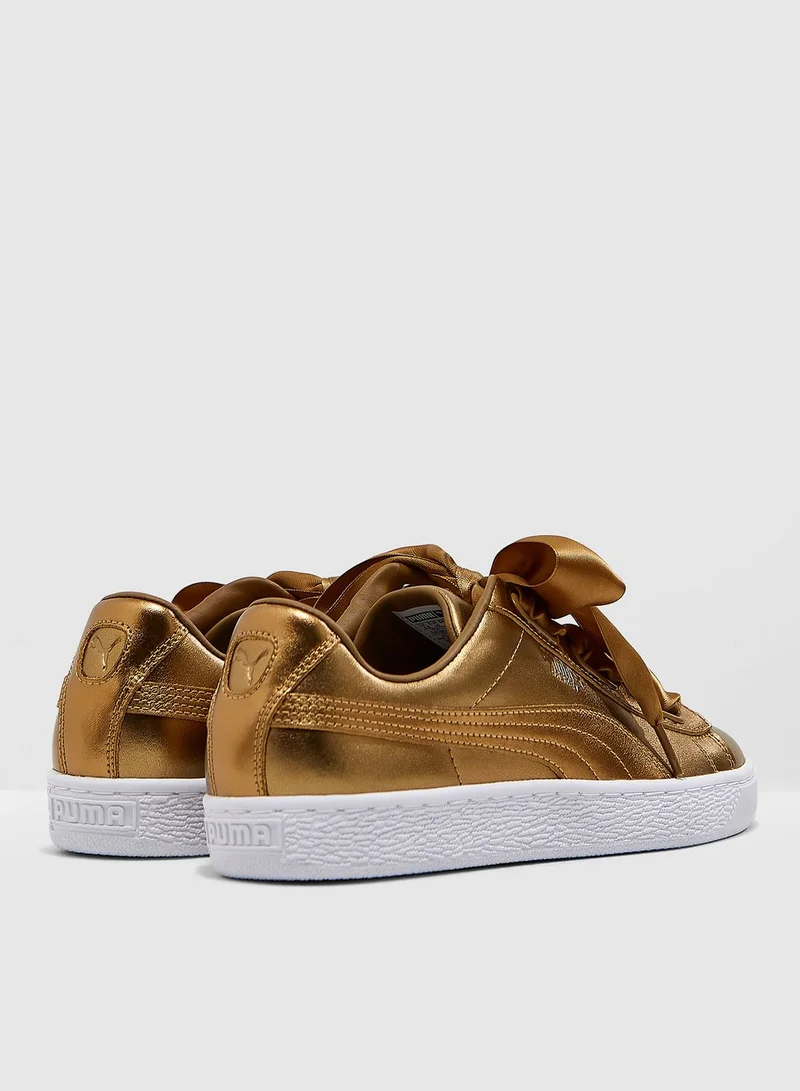 PUMA Basket Heart Luxe