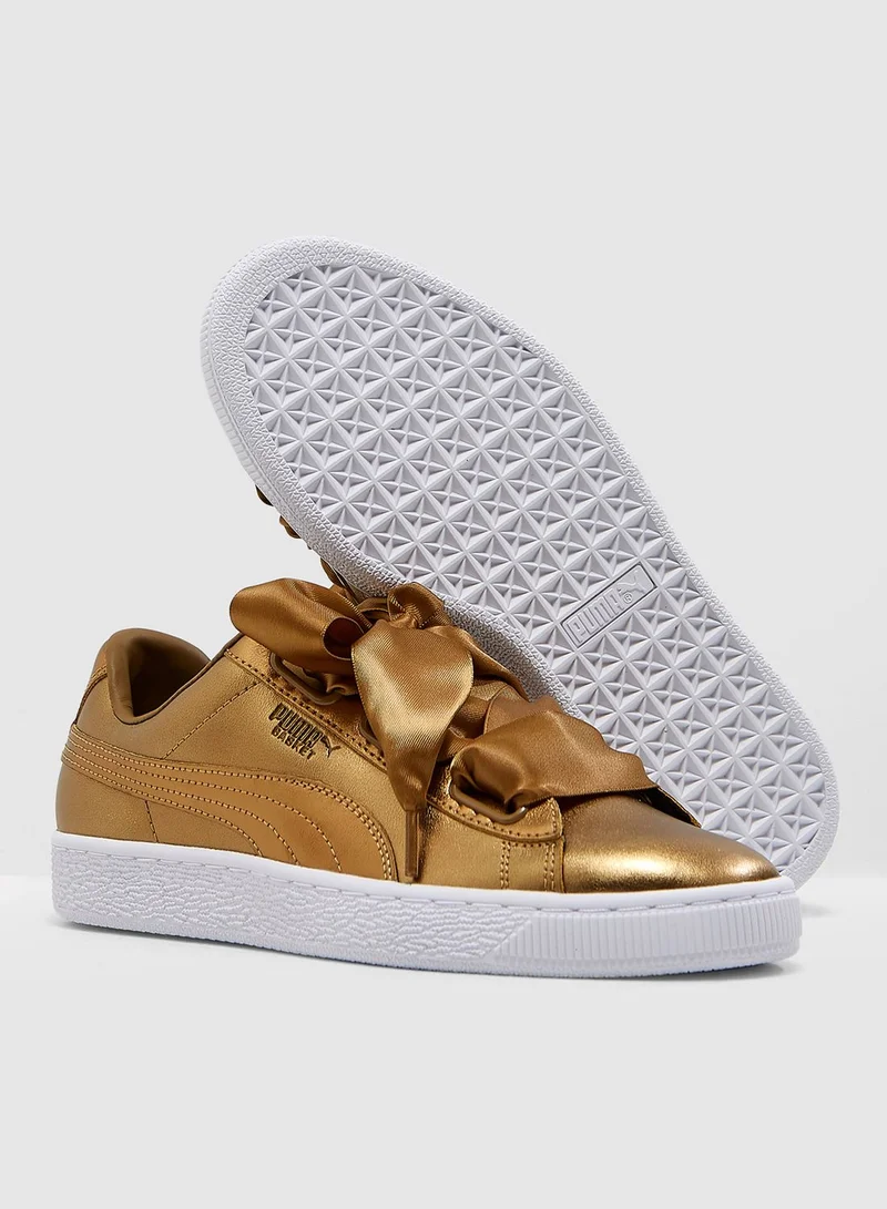 PUMA Basket Heart Luxe