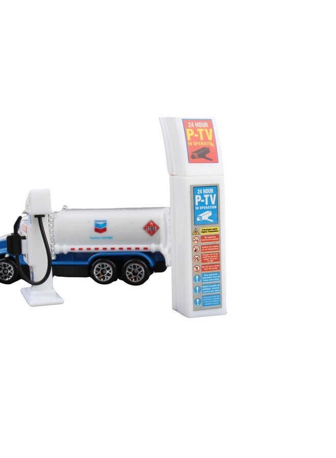 Daron Chevron Gas Station Playset - Image 4