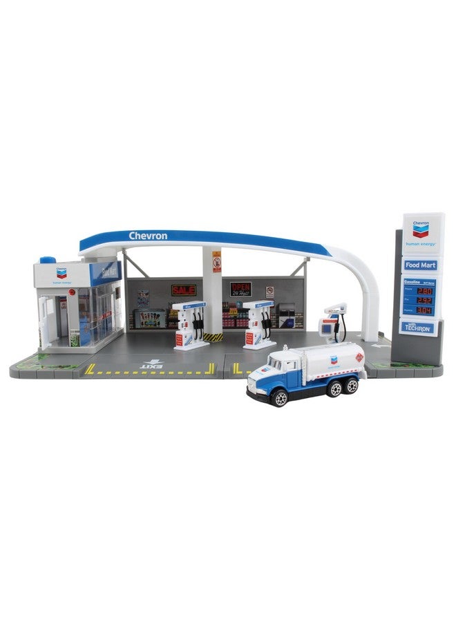 Daron Chevron Gas Station Playset - Image 2