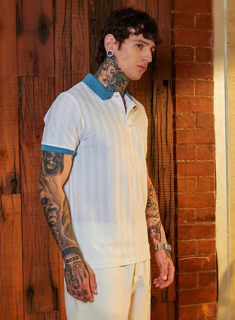 Campus Sutra Campus Sutra Men's White & Blue Contrast Texture Polo T-Shirt For Casual Wear | Polo Neck | Short Cuffed Sleeves | Half-Button Closure | T-Shirt Crafted With Comfort Fit For Everyday Wear  - Image 3