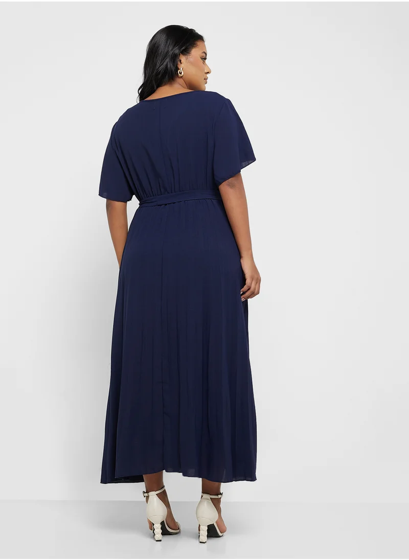 Ella Plus Pleated Dress With Flouncy Sleeve