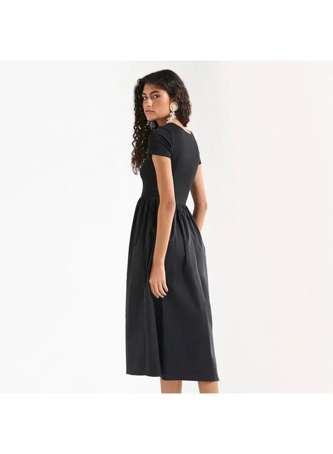 Splash FAV Midi A-line Dress with Short Sleeves and Pocket