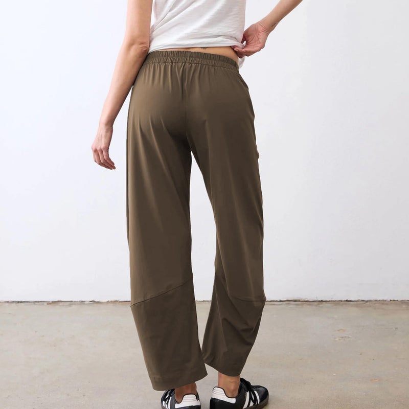 SeeLuNa Women Barrel Travel Pants Elastic Waistband Tapered Leg Baggy Mid Rise Work Trousers Lounge Pant with Pockets(Coffee,L) - Image 2