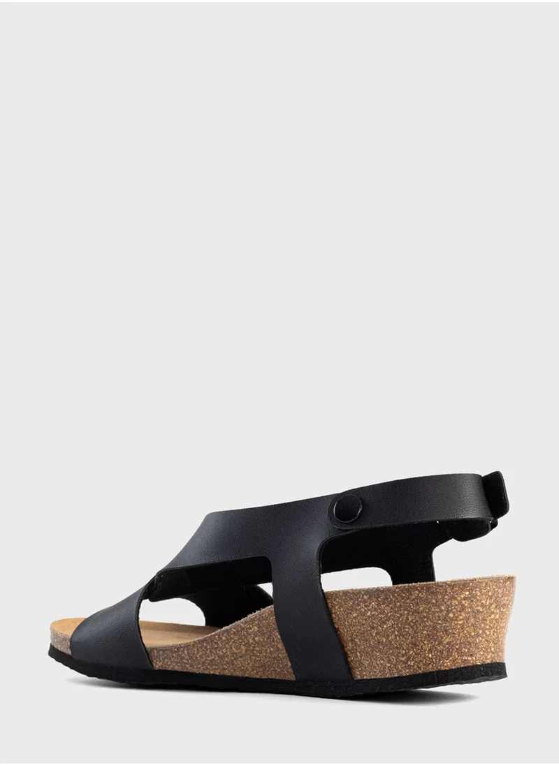 BAYTON Salamanque Multi Strap Wedge Sandals