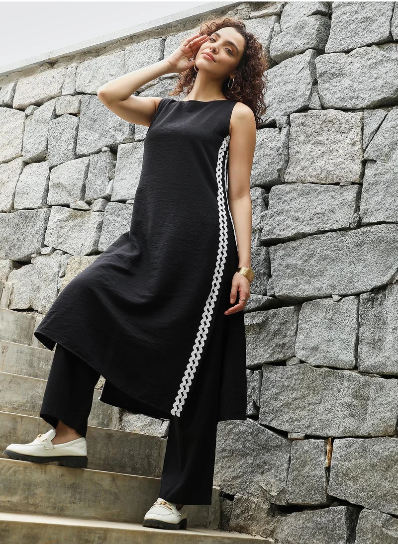 QISSA Women's Raven Black Contrast Swirl Kurta Set