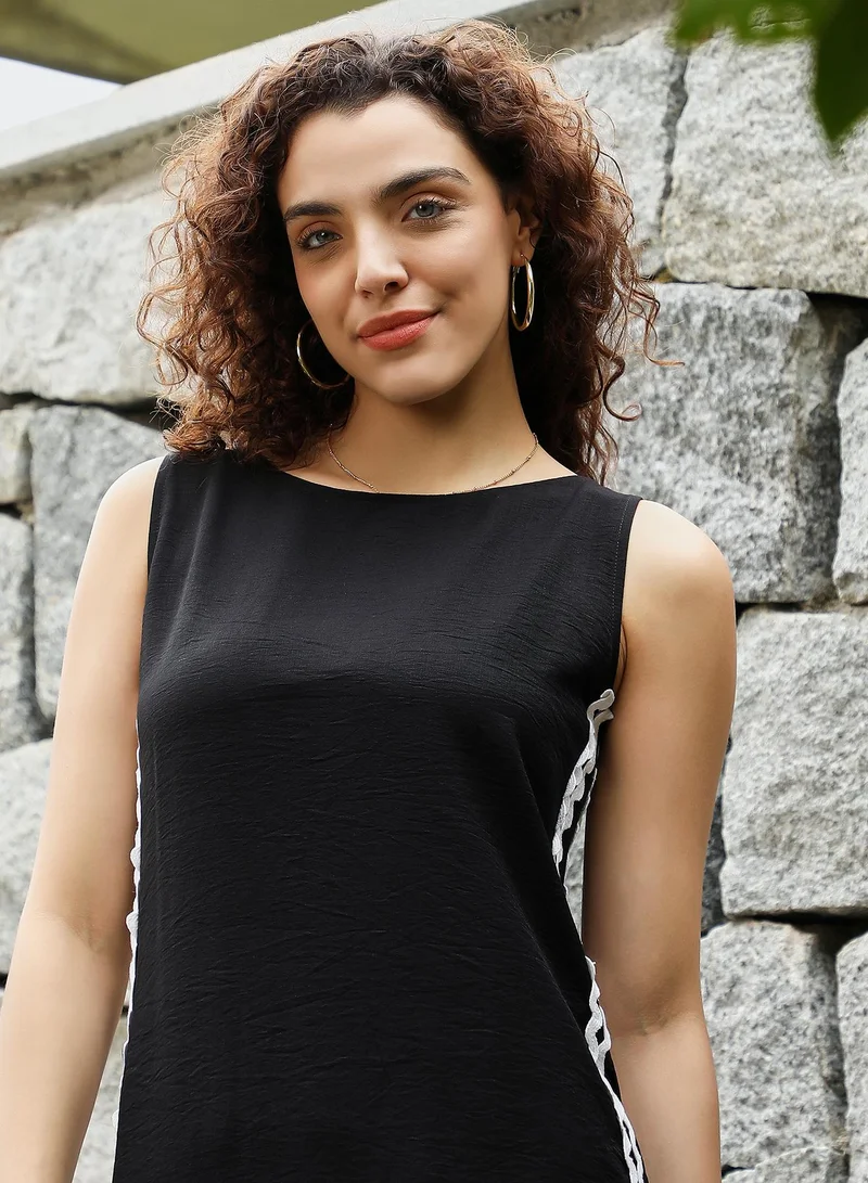 QISSA Women's Raven Black Contrast Swirl Kurta Set