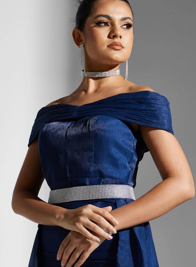 Namshi x Off-Shoulder Chiffon Dress