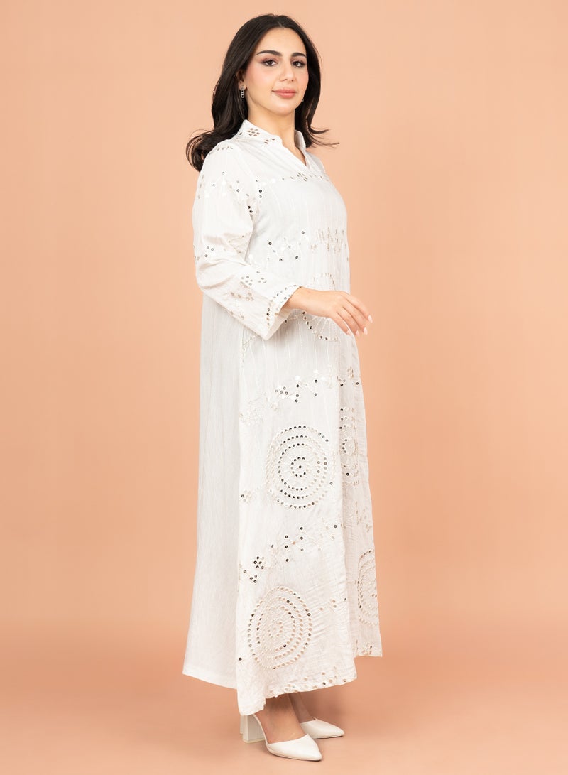 اكسا جلابية انيقة مع تطريز دقيق - Image 3