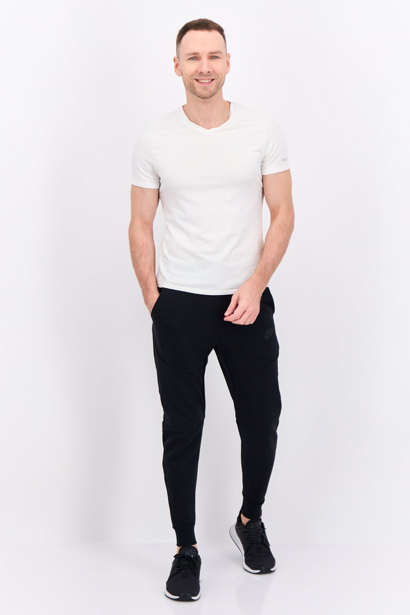 Nike Men Slim Fit Outdoor Jogger Pants, Black  - Image 4