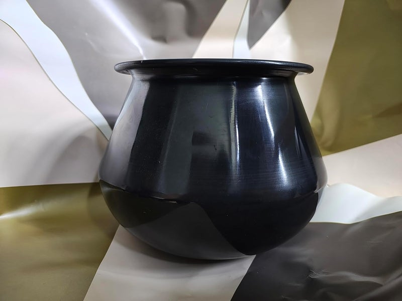 FLIXBLOOM Flixbloom Traditional Shape Black Hard Anodised Kitchen Container for MilkLassi Buttermilk DahiSharbatGravy etc Biryani Pot Handi Black with Stainless Steel Lid Store Serve 2 Litre  - Image 5