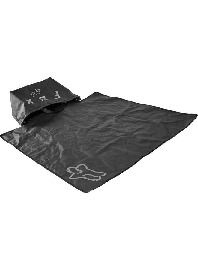 فوكس ريسينغ سجادة تغيير الحفاضات من فوكس ريسينغ، لون بيوتر، مقاس واحد - Image 1