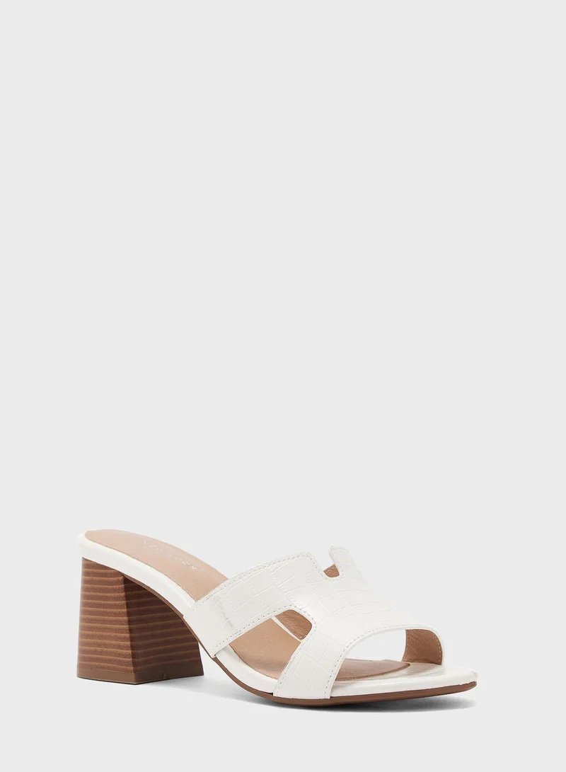 NEW LOOK Peachy Block Heel Sandals