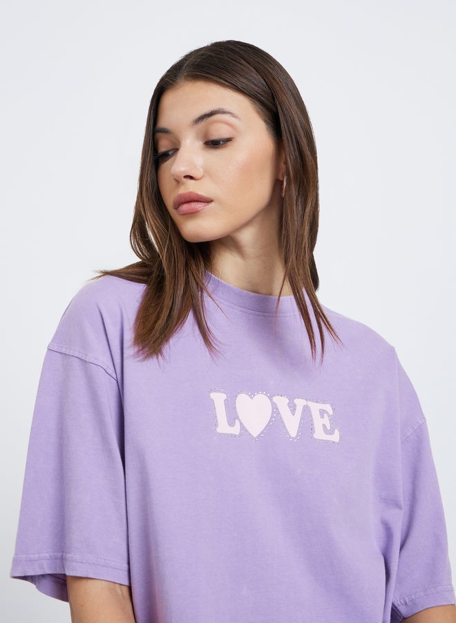 ستايلي تييرت فضفاض بطبعة كتابة - Image 1