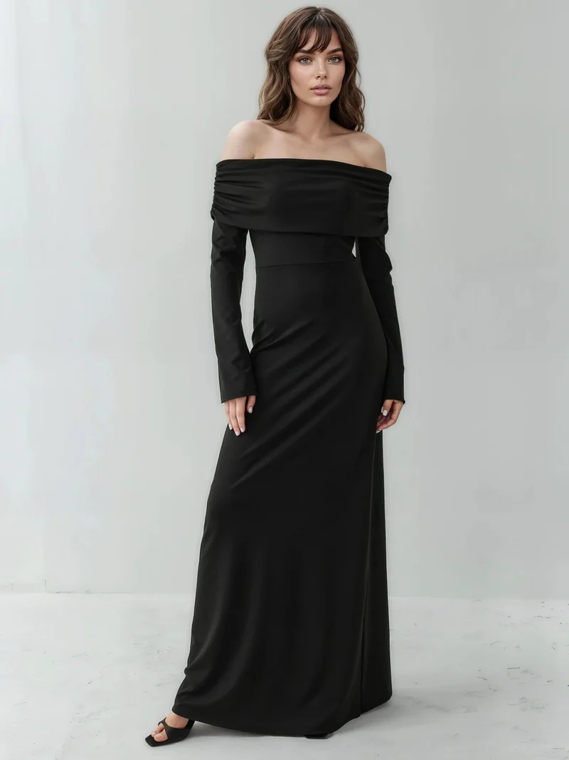 زوبعة فستان ماكسي مكشوف الكتفين بفتحة