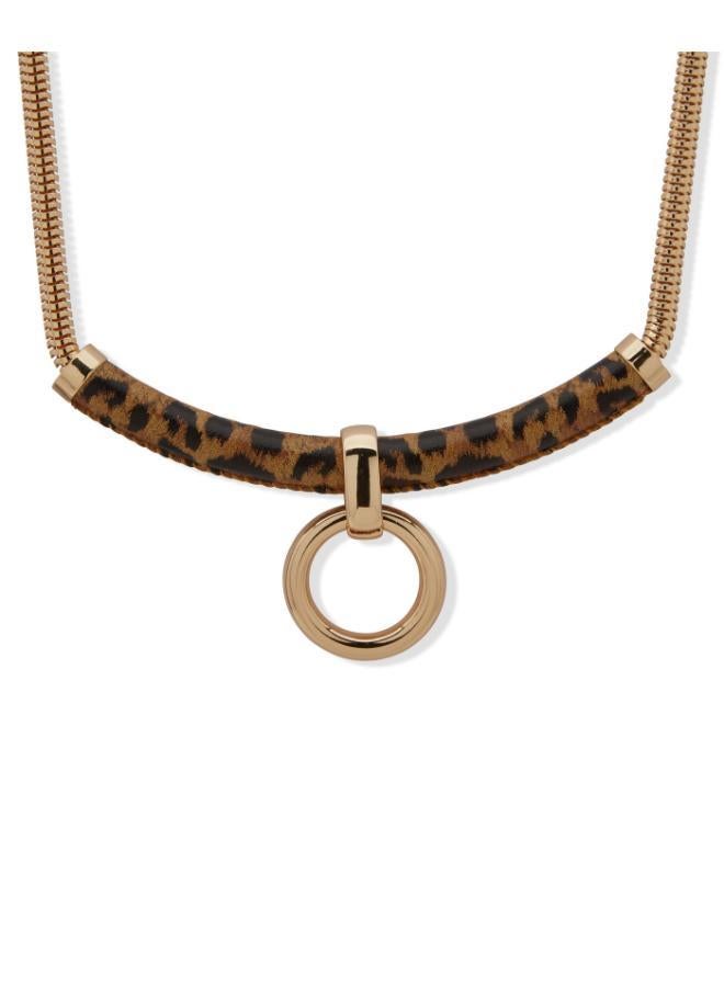 ناين ويست قلادة بنمط جلد الفهد من الأمام