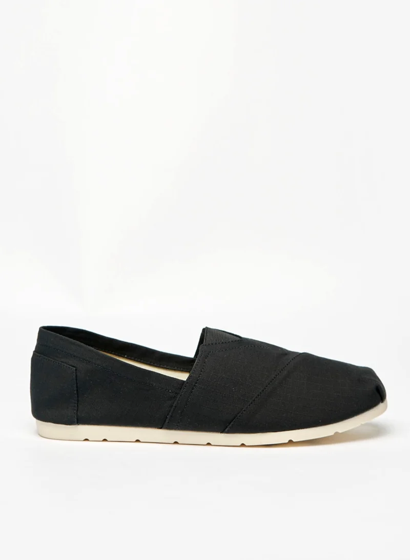 ال بي ال من شو اكسبرس Mens Solid Slip On Loafers With Gusset Detail By Shoexpress