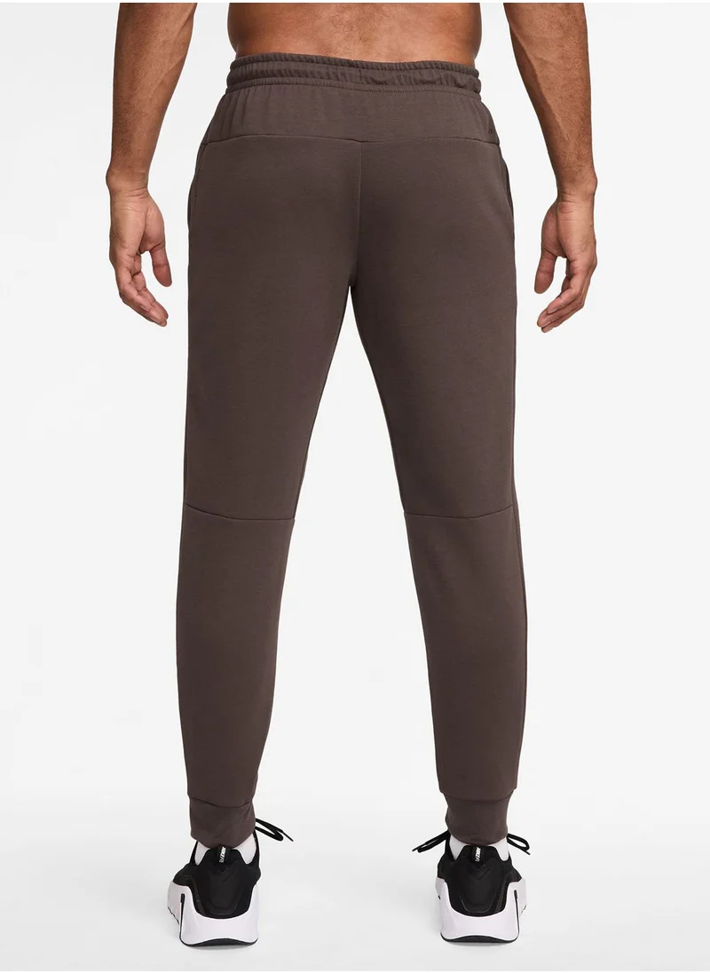 Nike Dri-Fit Uv Primary Jogger Pants