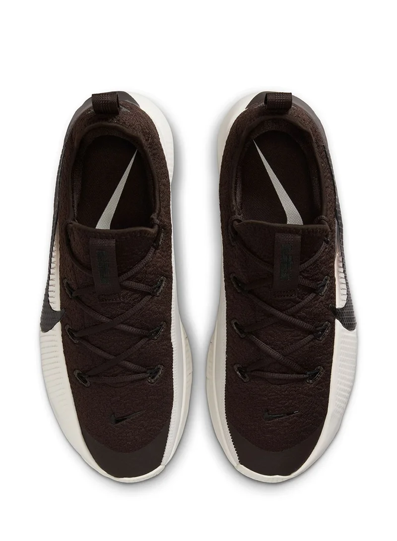 Nike Lebron Tr 1