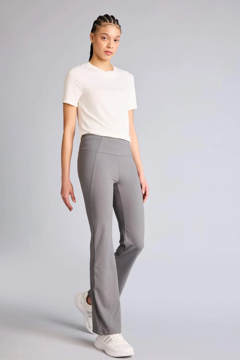 ديفاكتو DeFactoFit Flare Fit Soft Touch Premium Sports Trousers