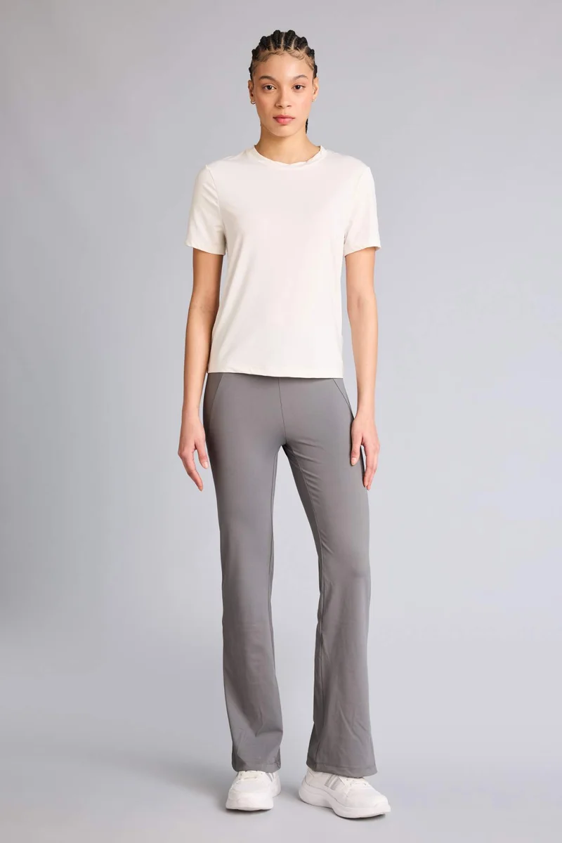 ديفاكتو DeFactoFit Flare Fit Soft Touch Premium Sports Trousers