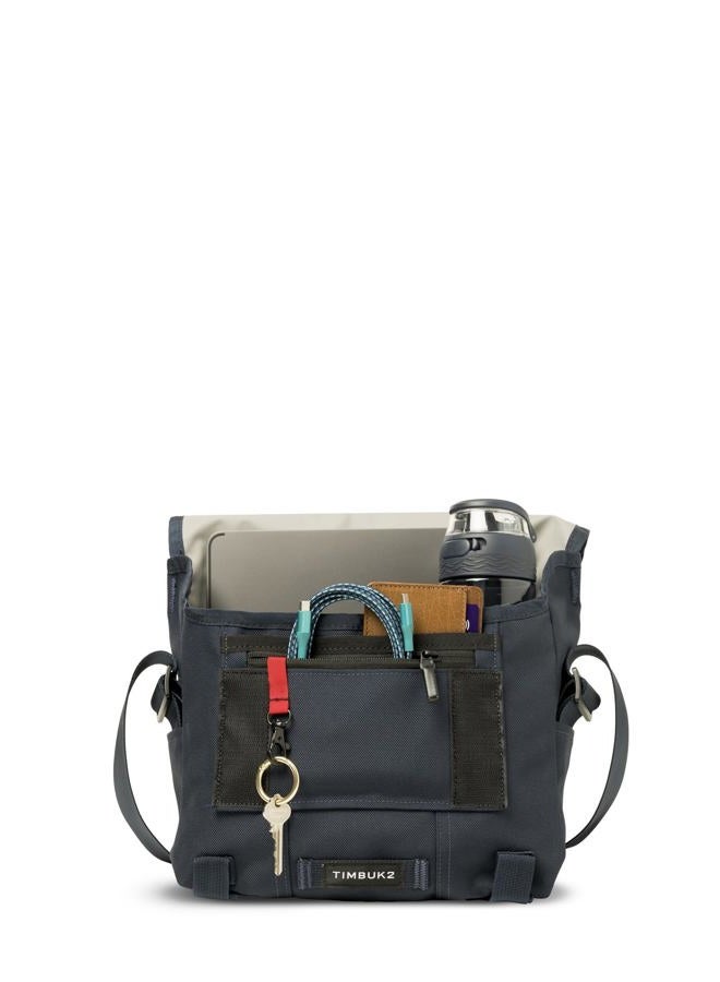 Timbuk2 حقيبة رسول كلاسيكية، بحرية، صغيرة - Image 3