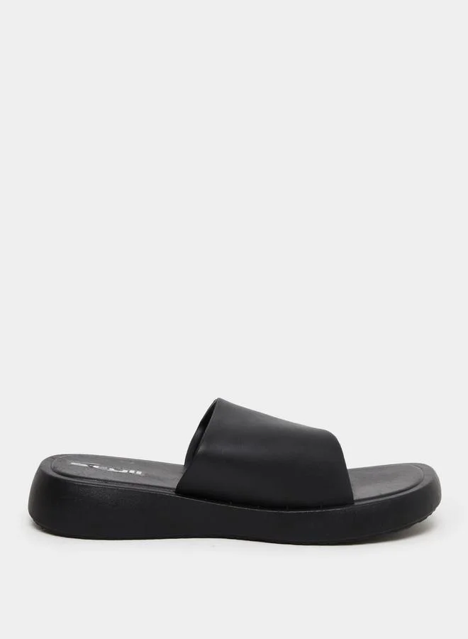Styli Styli Black Crisscross Slip-On Platform Slides