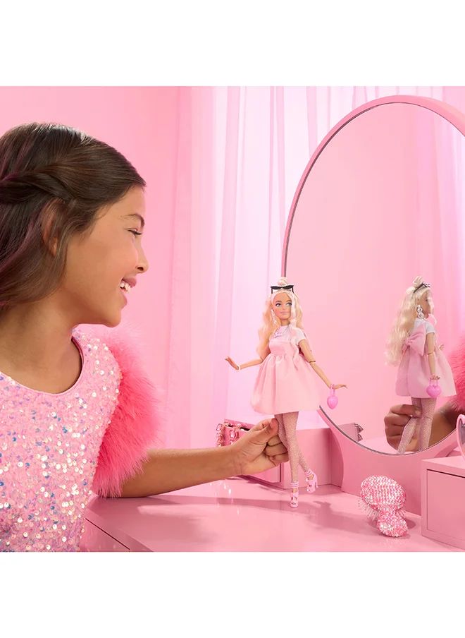 Barbie #Barbiecore Deluxe Fashionistas - Caucasian
