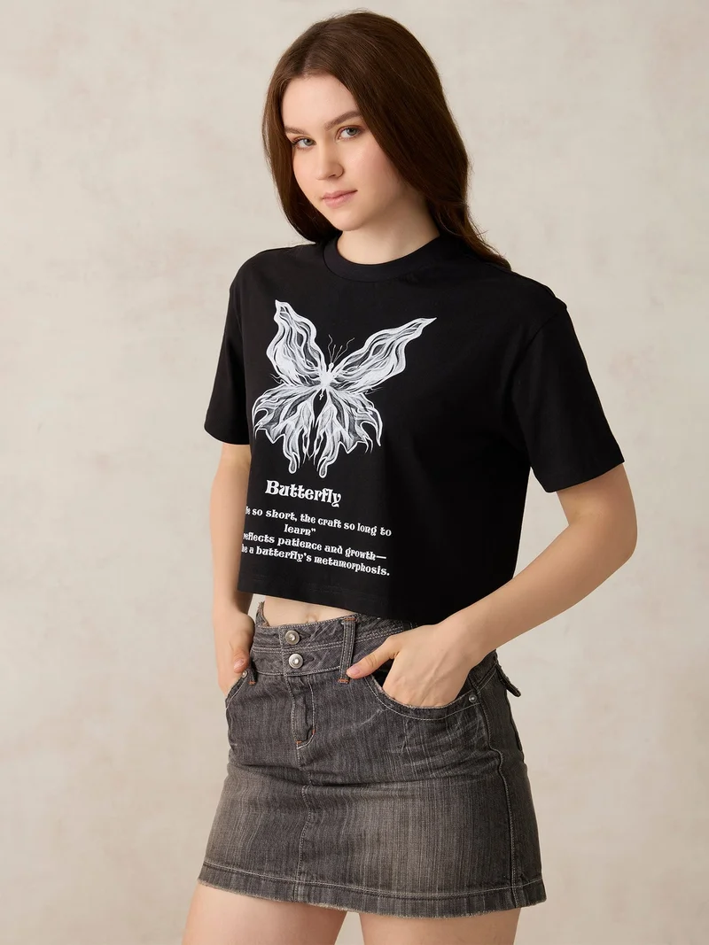 Black Cropped Graphic T-Shirt