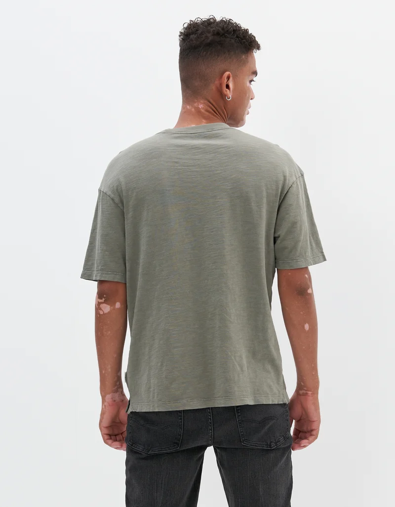 امريكان ايجل AE Oversized Pocket T-Shirt