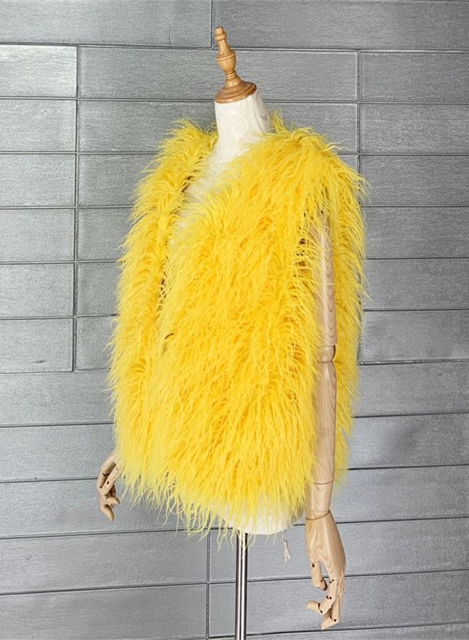 Loquat Women's Warm Faux Fur Vest Yellow  - Image 2