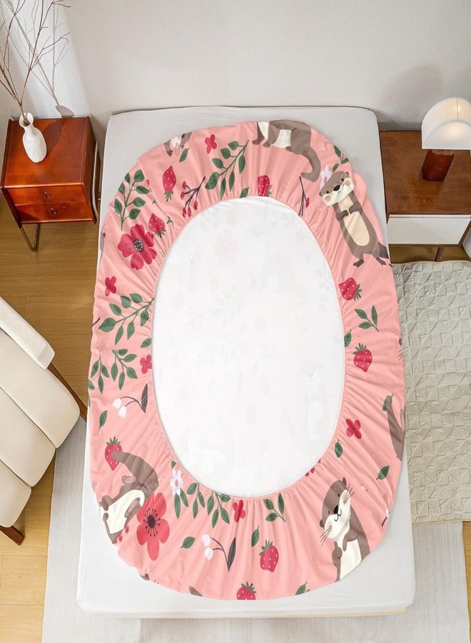 Castle Fairy طقم ملاءات سرير رائع بمقاس توأم من قطعتين مزين برسومات كرتونية وزهور الفراولة الوردية للأطفال الأولاد والبنات وغطاء سرير على طراز ريفي برسومات حيوانات برية لطيفة مع كيس وسادة واحد - Image 3