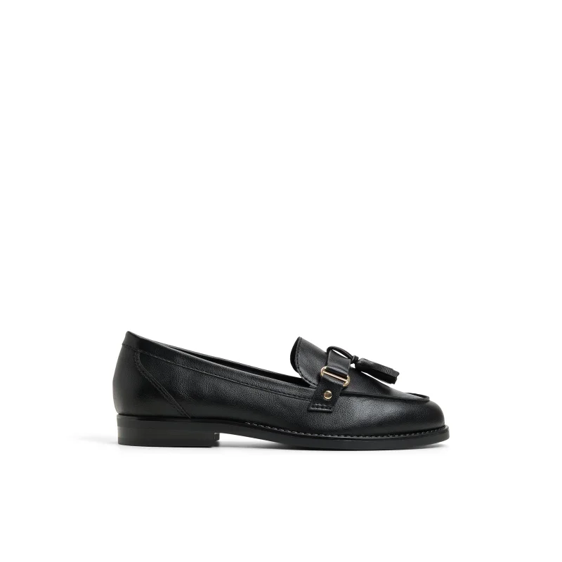 CALL IT SPRING Attina