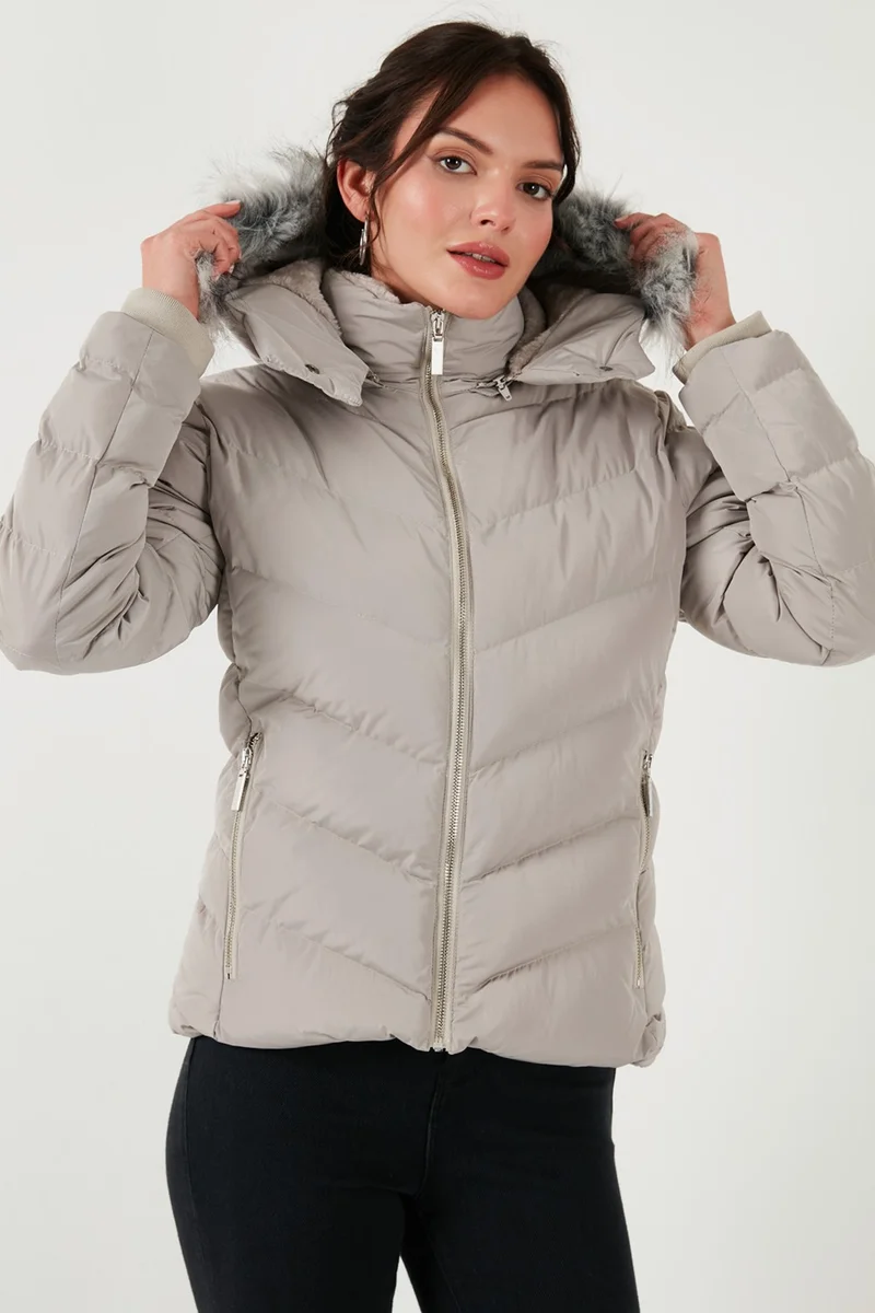 Lela Regular Fit Detachable Hooded Zippered Pocket Puffer Jacket Women's Jacket 497DINA